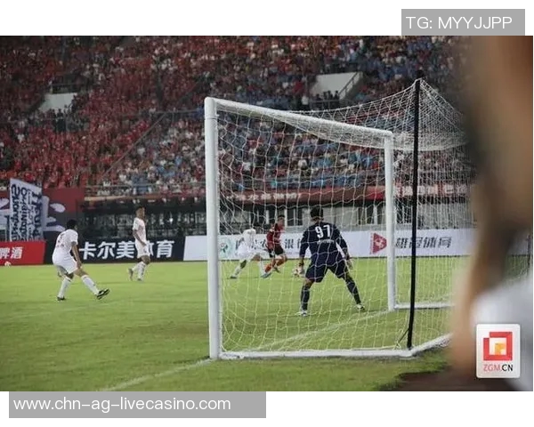 天下足球视频带你领略全球足球盛宴精彩瞬间与深度解析