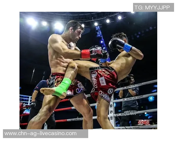 一龙与嘴炮的巅峰对决谁将成为拳坛新王者的传奇之战